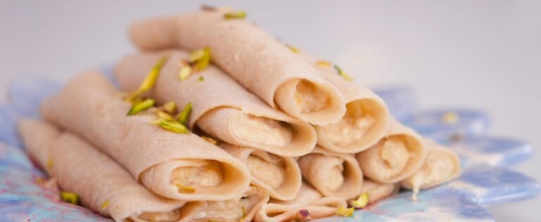 5. Durga Puja – A Bengali Food Extravaganza 🥮🎭