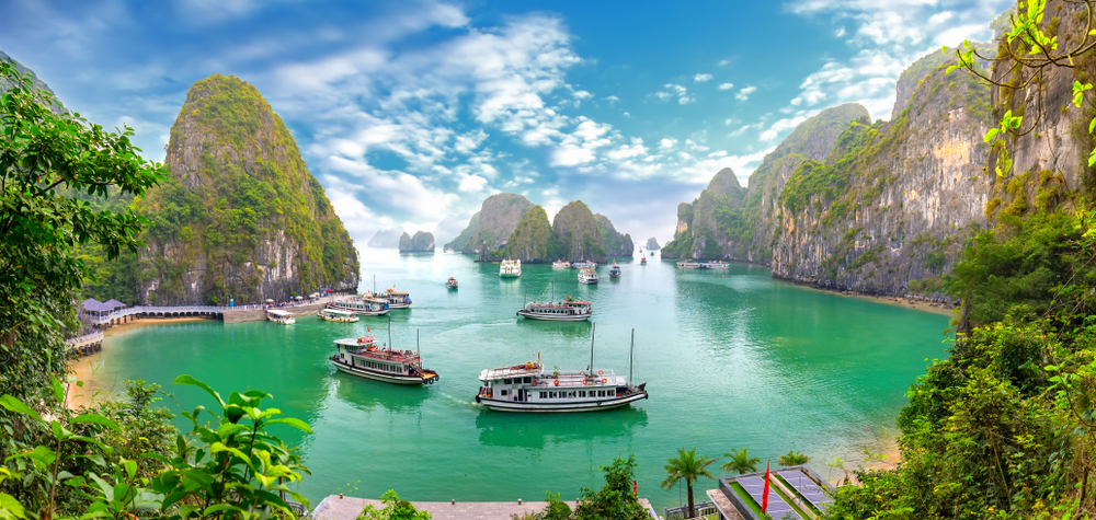 Beautiful,Landscape,Halong,Bay,View,From,Adove,The,Bo,Hon