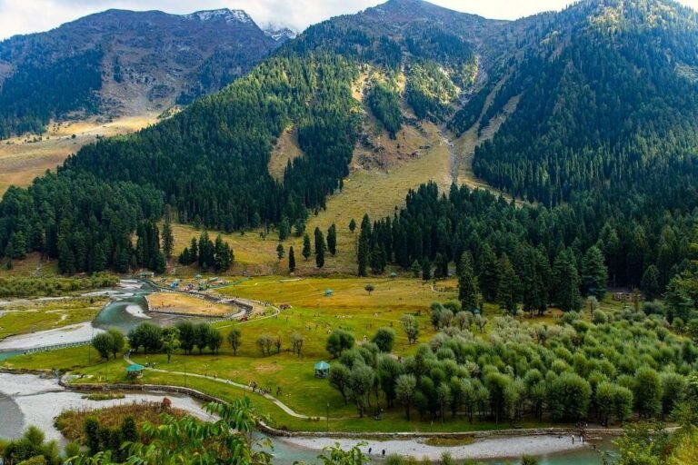 Day 4: Srinagar to Pahalgam | A Serene Valley Draped in Crystal-Clear Rivers