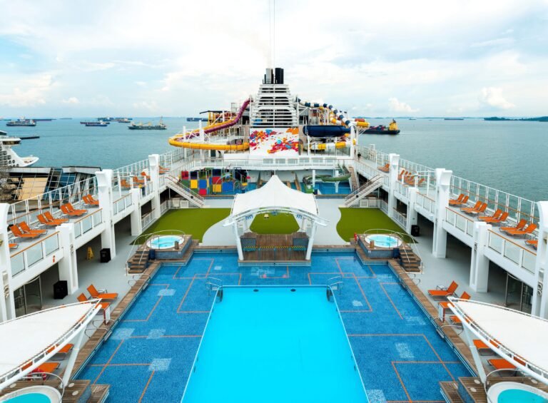 Singapore Escape with Genting Dream Cruise | A Luxury Offshore Romantic Experience – photo 3